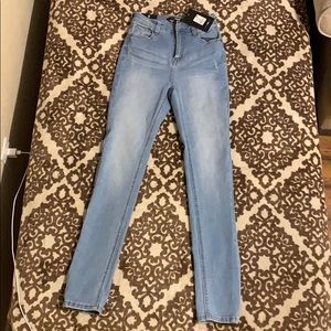 Brand new Fashion Nova Jeans size 0